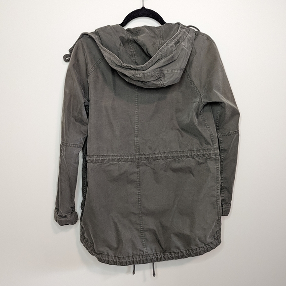 TNA (Aritzia) Utility Jacket with Hood - Picture 7 of 9